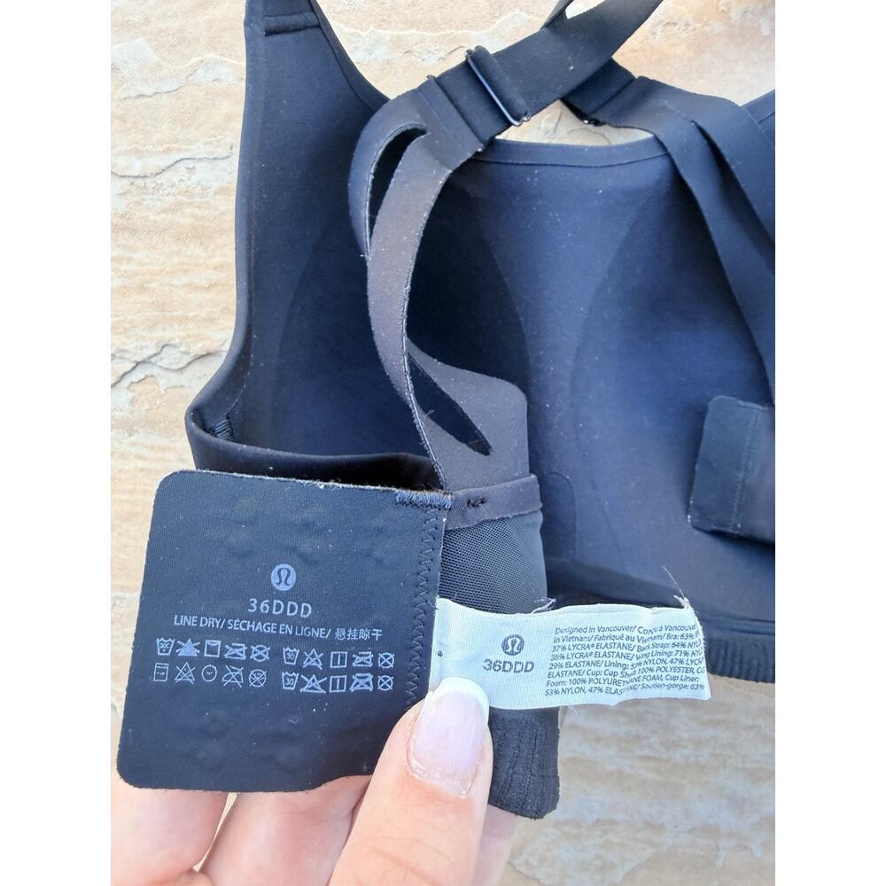Lululemon Sports Bra Air Support Workout Running Lightweight 36DDD - Picture 2 of 3